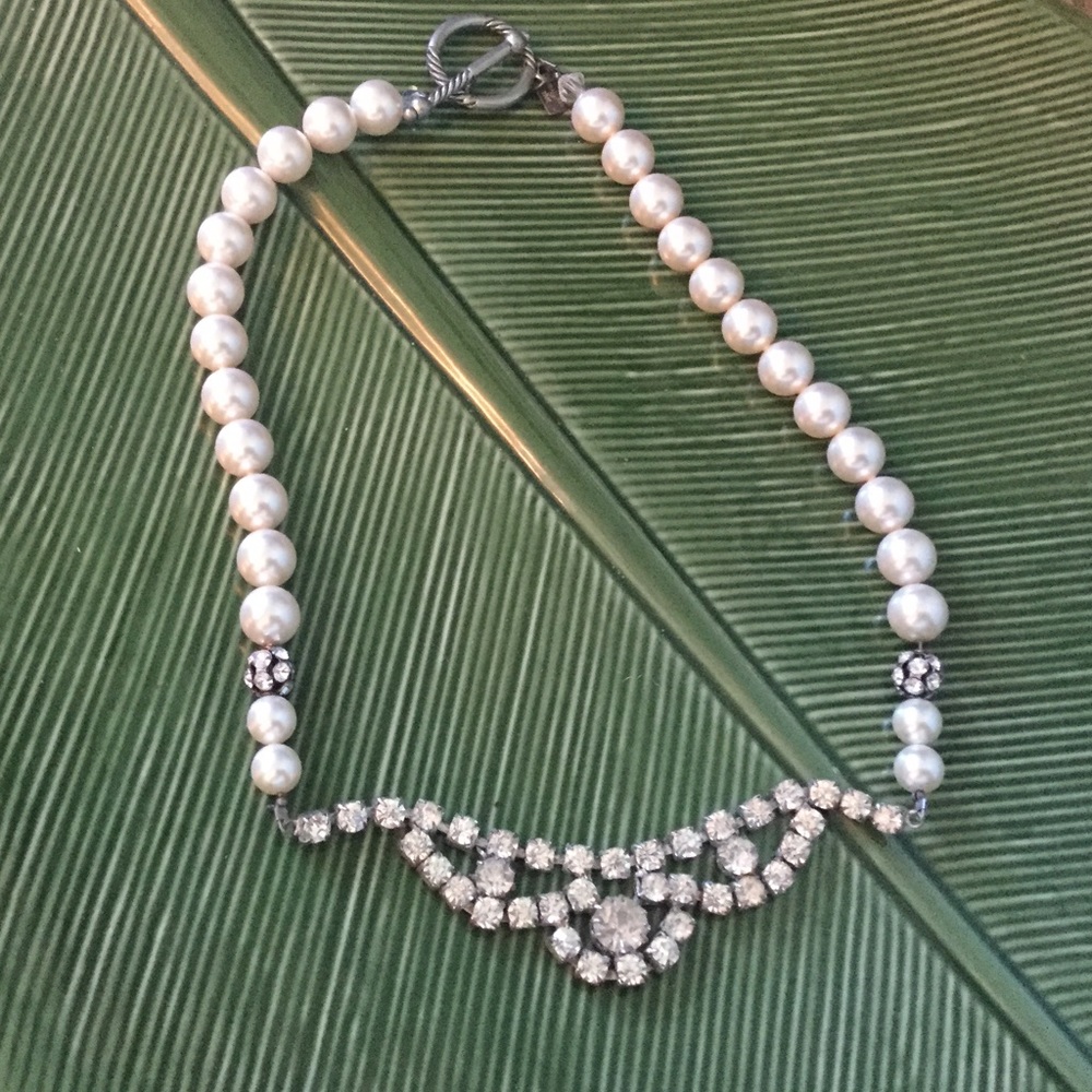 Pearl and Rhinestone 18” Necklace